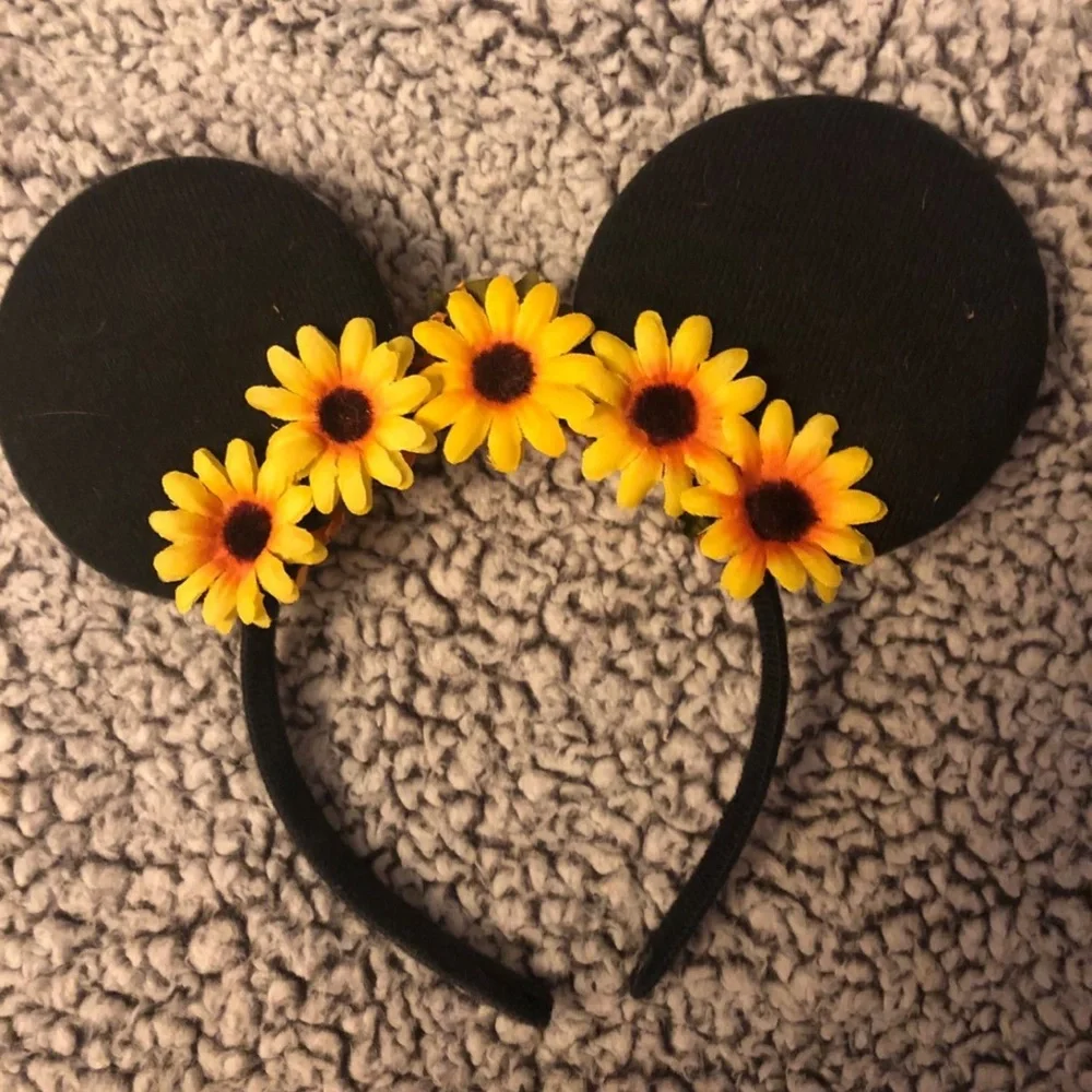 Black Mouse Ears Headband with SunFlowers 🌻